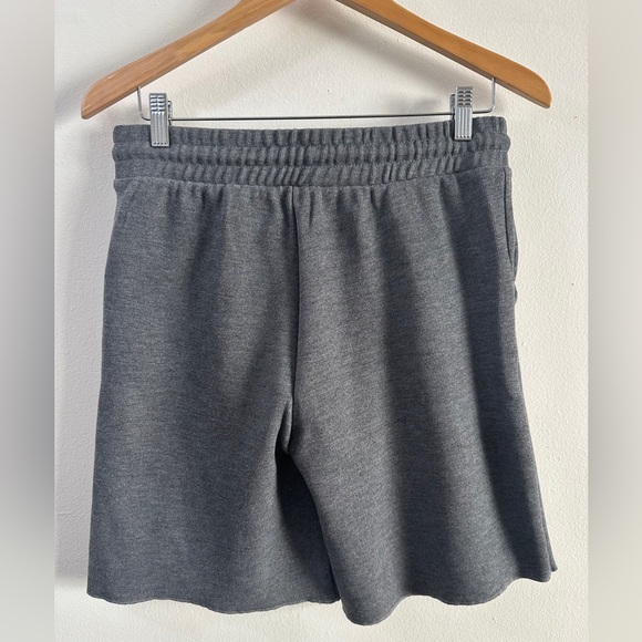ZARA Rough Hem Charcoal Knit Drawstring Shorts. SIZE LARGE Casual Free Hem - Picture 3 of 4